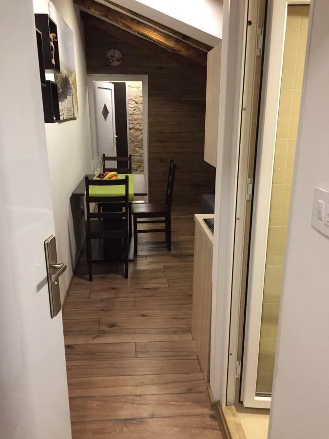 Lukadora Apartment Pula Exterior foto
