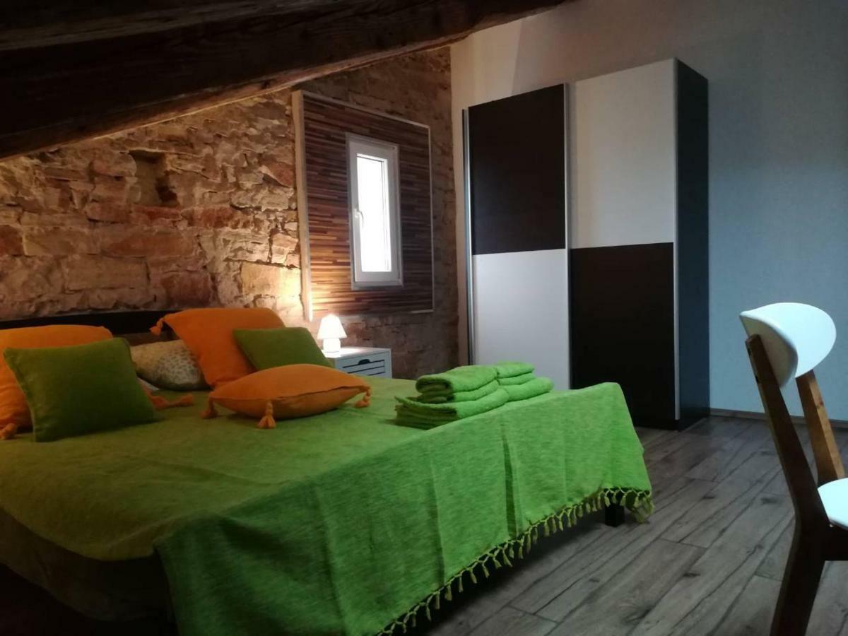Lukadora Apartment Pula Exterior foto